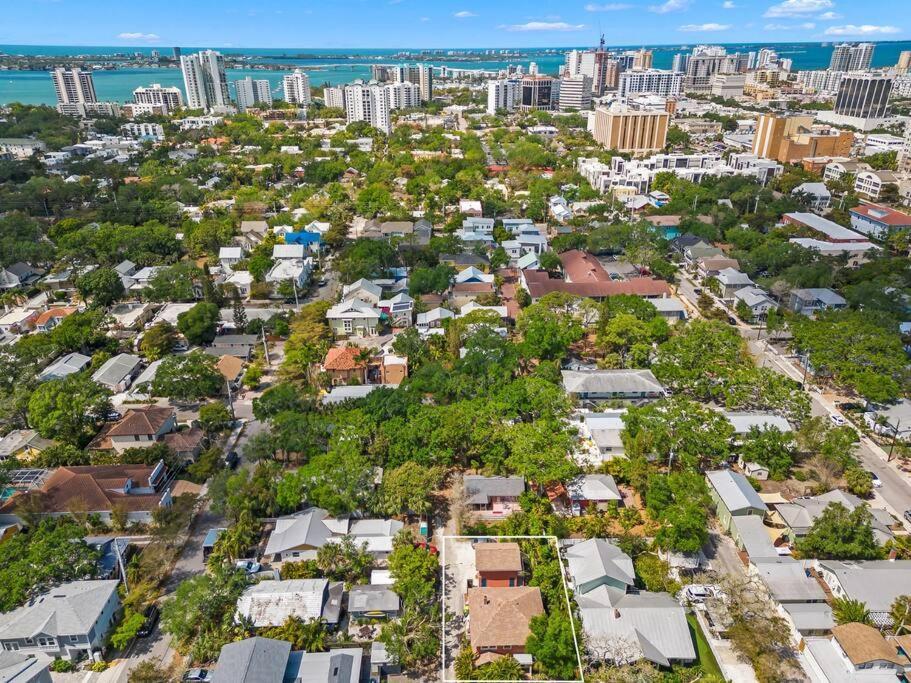 Julia Place Sarasota Exteriör bild